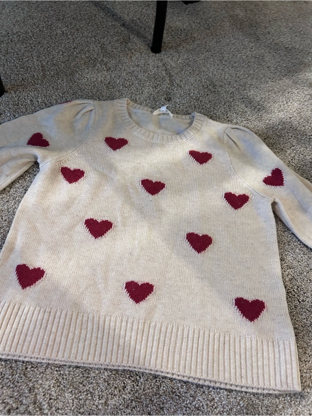 Splendid Cream Crewneck Sweater with Pink-Red Heart Motif